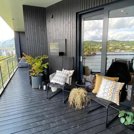 Ea Villa