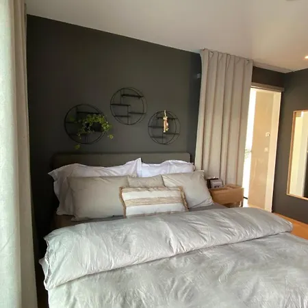 Ea Villa