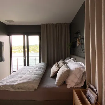 Villa Ea *